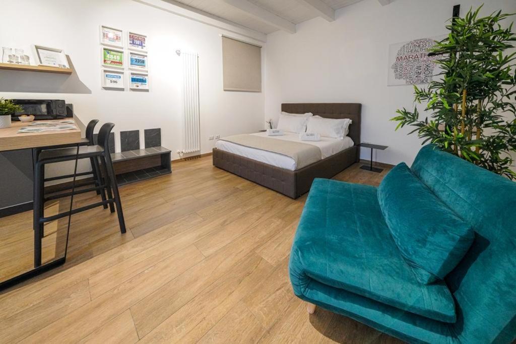 Run House 07 Rooms & Apartments Кассано-делле-Мурдже Екстер'єр фото